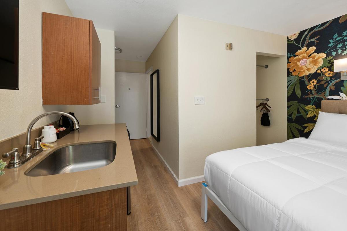Aparthotel Little Italy - Limited Service